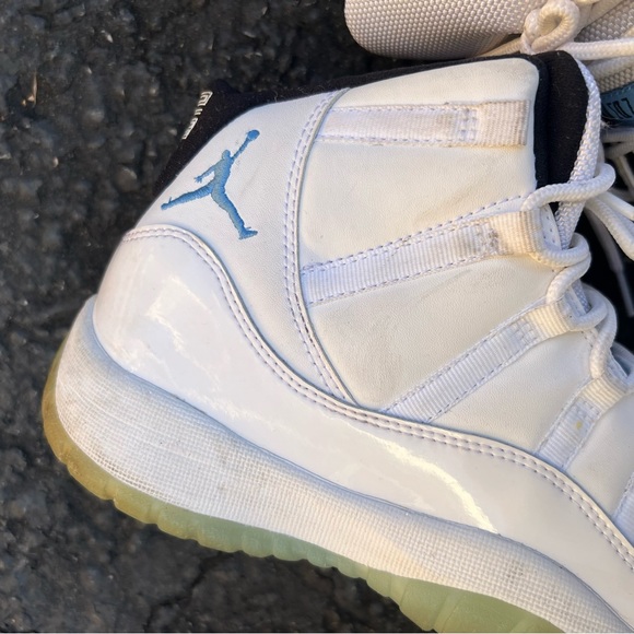 USED retro jordan 11s - Picture 8 of 12
